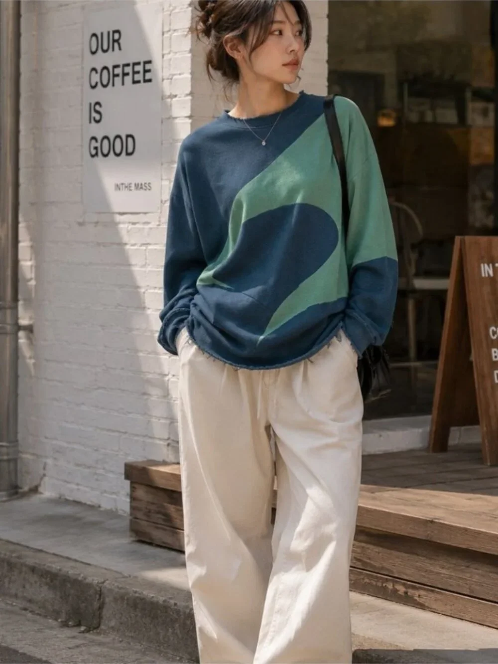 Aeie abstract sweatshirt